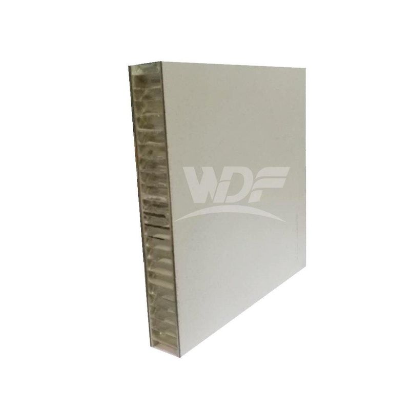 ISO HPL stellte Aluminiumwabenkern-Platten für Marine Ship Decoration gegenüber