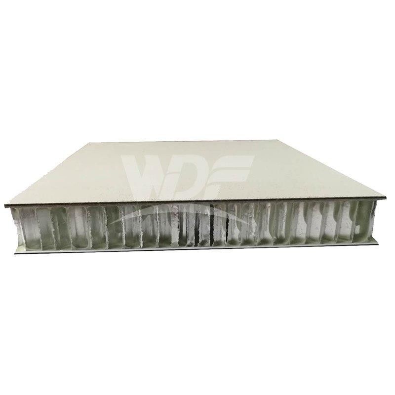 ISO HPL stellte Aluminiumwabenkern-Platten für Marine Ship Decoration gegenüber